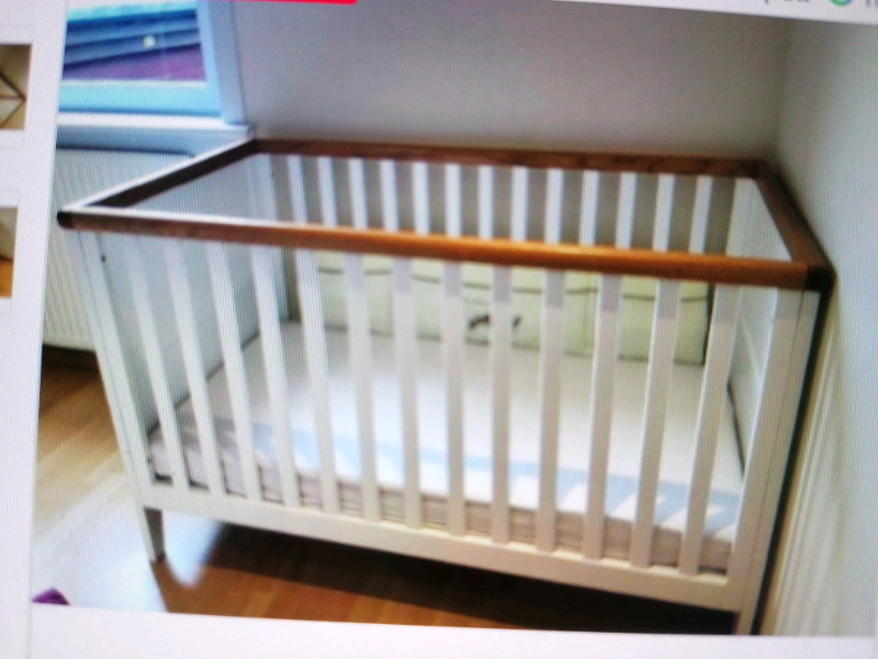 mothercare summer oak cot bed